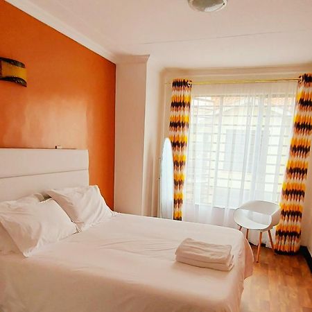 Pleasant Nest Homestay Near Jkia Airport And Sgr Station Nairobi Eksteriør bilde