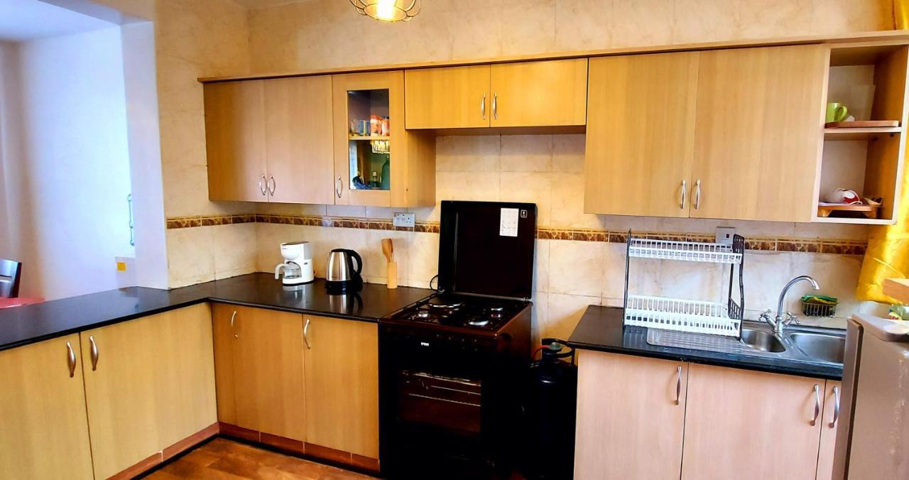 Pleasant Nest Homestay Near Jkia Airport And Sgr Station Nairobi Eksteriør bilde