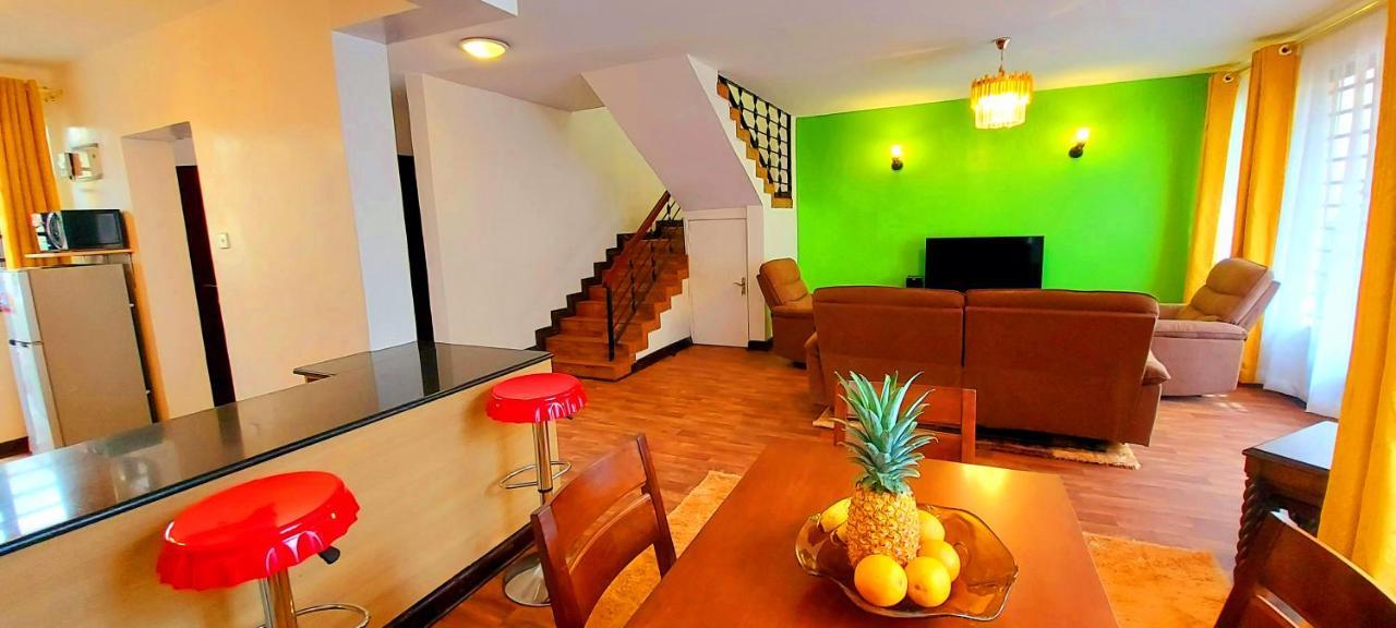 Pleasant Nest Homestay Near Jkia Airport And Sgr Station Nairobi Eksteriør bilde